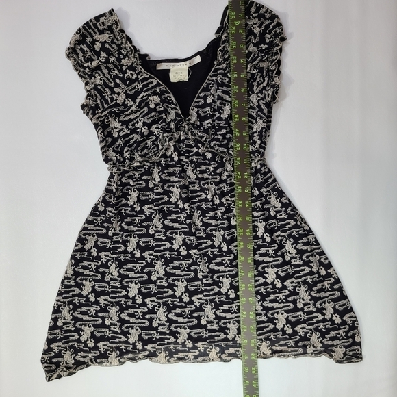 Max Studio Short Sleeve Peasant Top Ruffle Hem, Size Medium - Picture 11 of 13